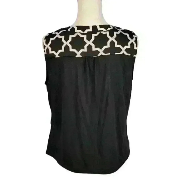 HANNA & GRACIE Woman's BLACK/WHITE Top Sleeveless Blouse Lightweight size Lg - Picture 9 of 10